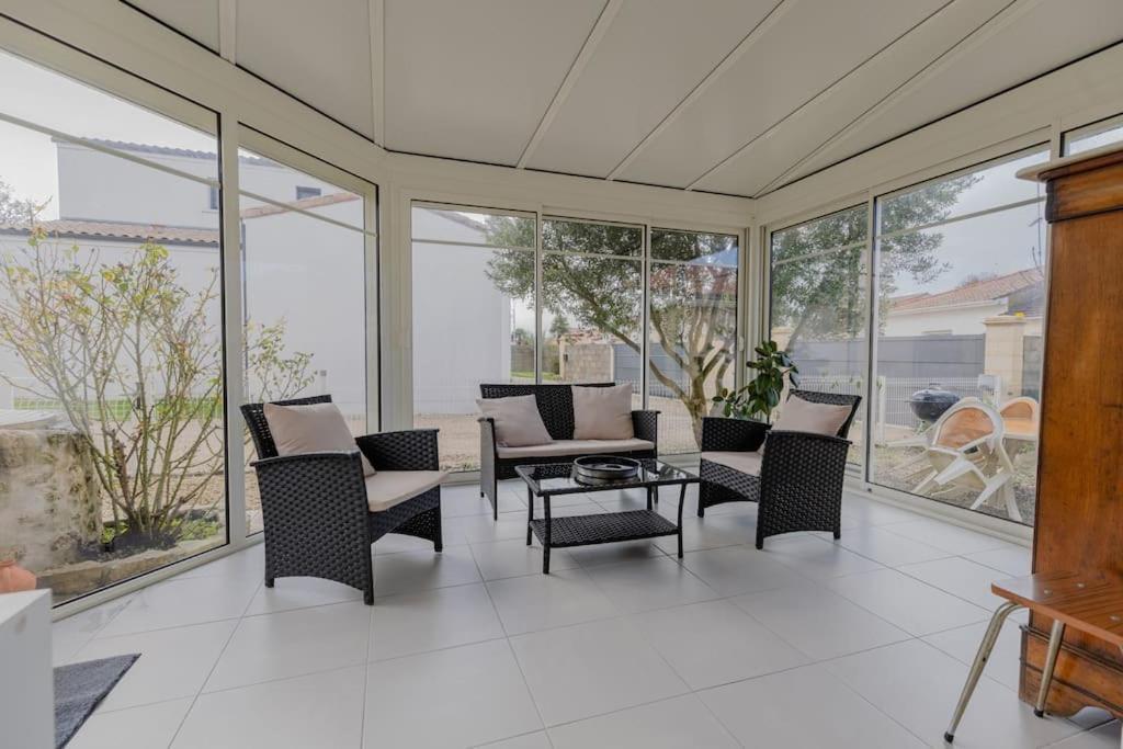 Charmante Maison Au Calme Royan Exterior photo